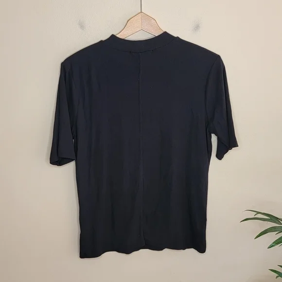 NWT Everyday Chic Boutique Black Ribbed Modal Mock Neck Short Sleeve Top Large - Picture 4 of 4